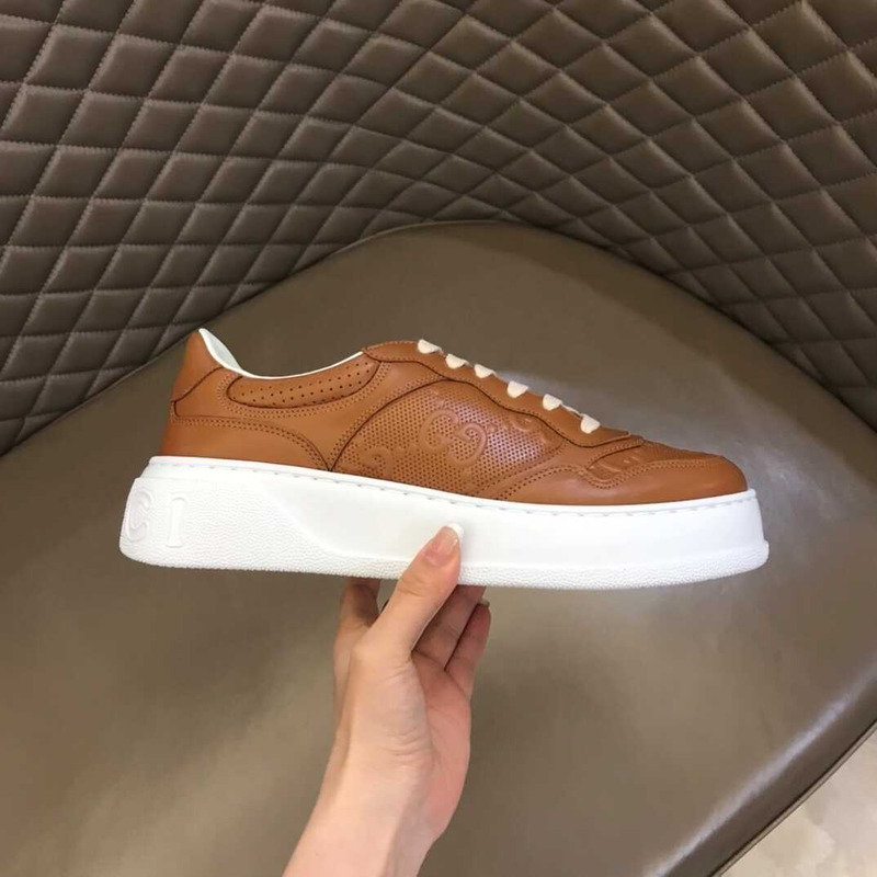 G*u*i gg leather sneakers brown