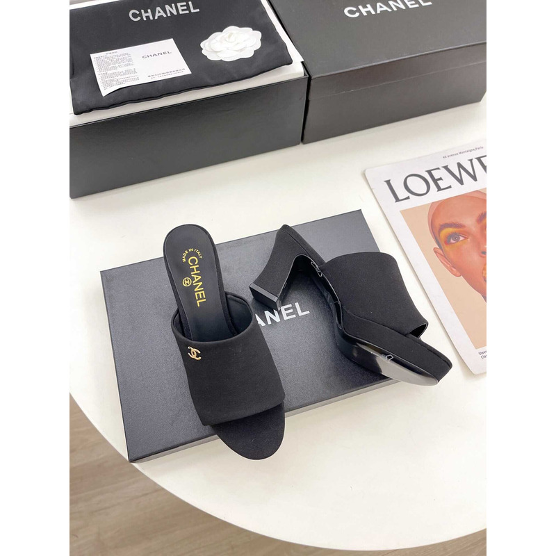 Ch*el woman heeled sandal black