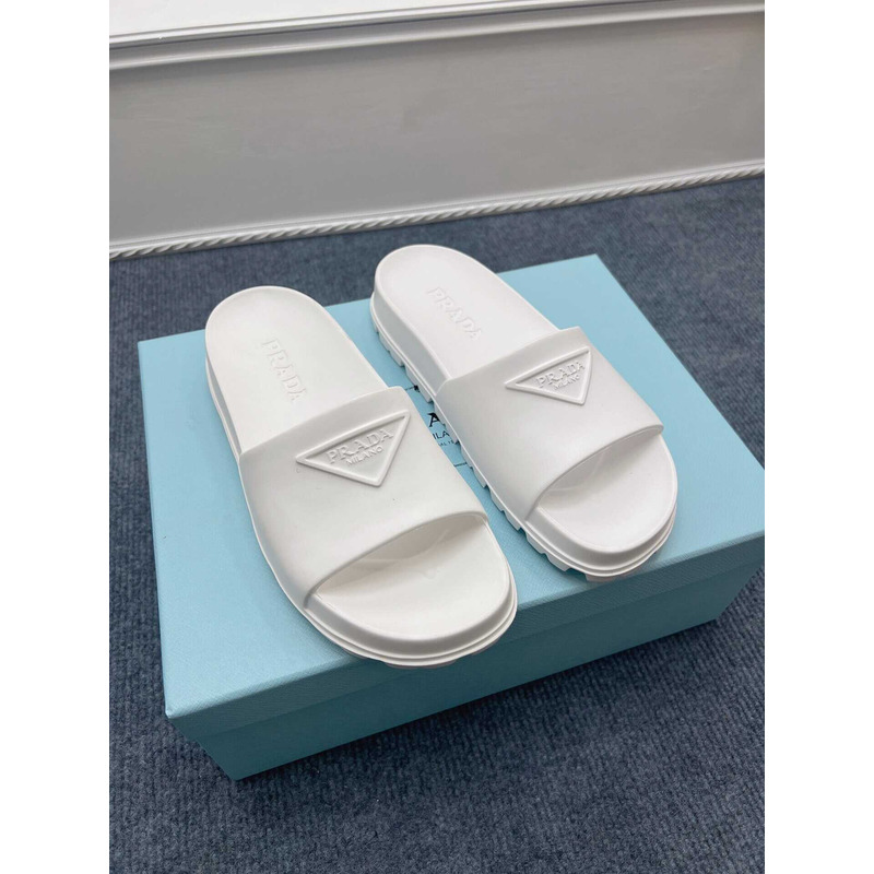 Pra*a rubber slides white