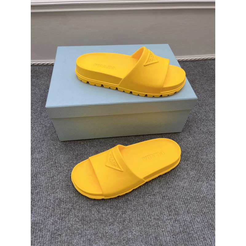 Pra*a rubber slides yellow