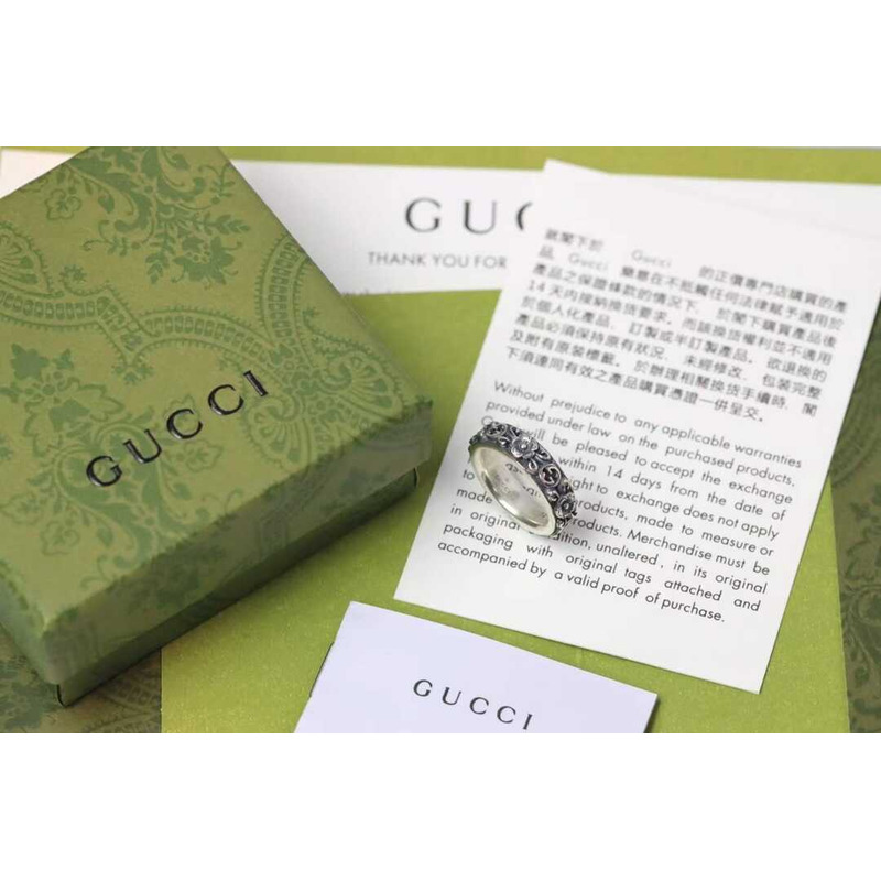 G*u*i white sterling silver interlocking g ring