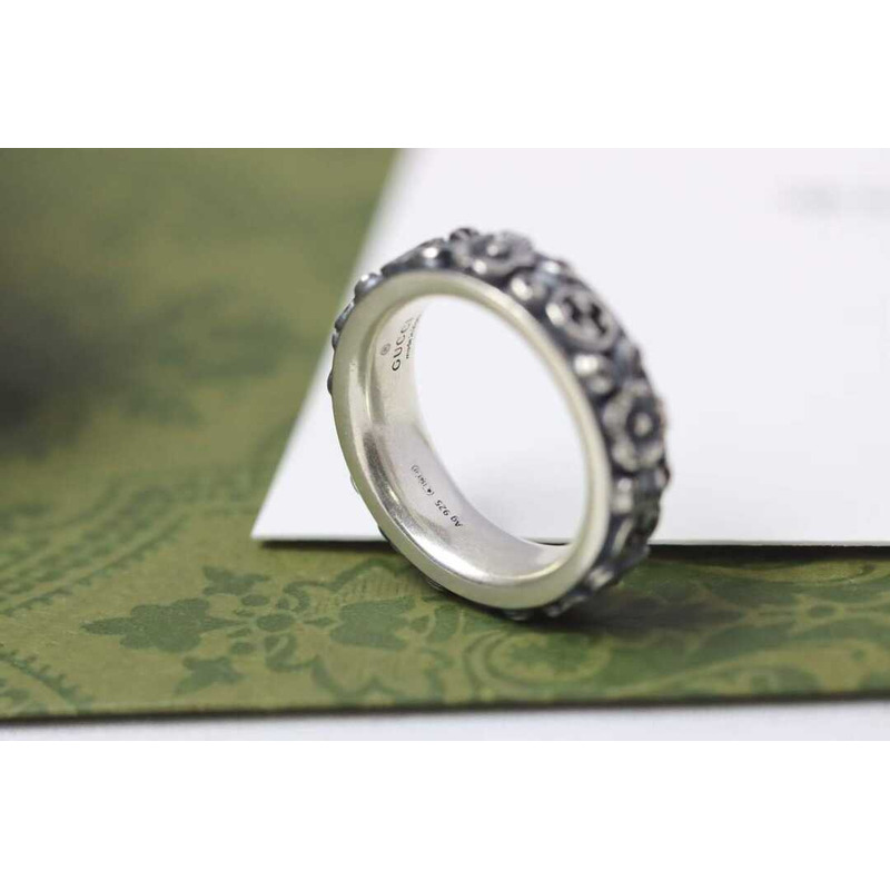 G*u*i white sterling silver interlocking g ring