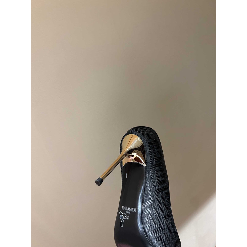 Balmain  Logo Monogram Pointed Toe Pumps Black