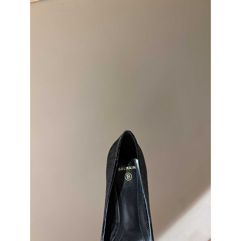 Balmain  Logo Monogram Pointed Toe Pumps Black