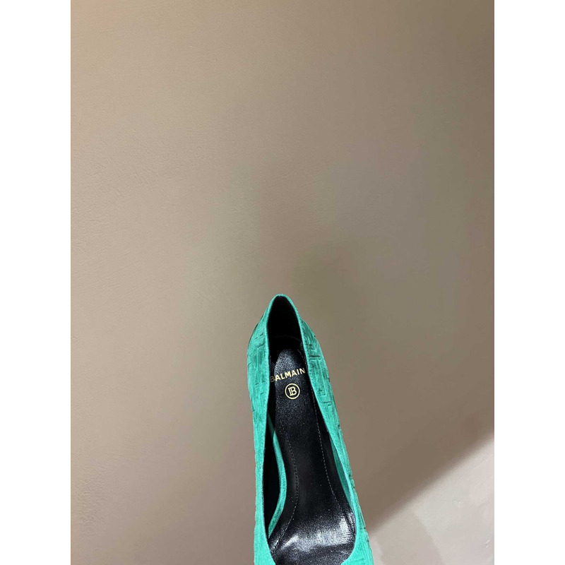 Balmain  Logo Monogram Pointed Toe Pumps Light Green