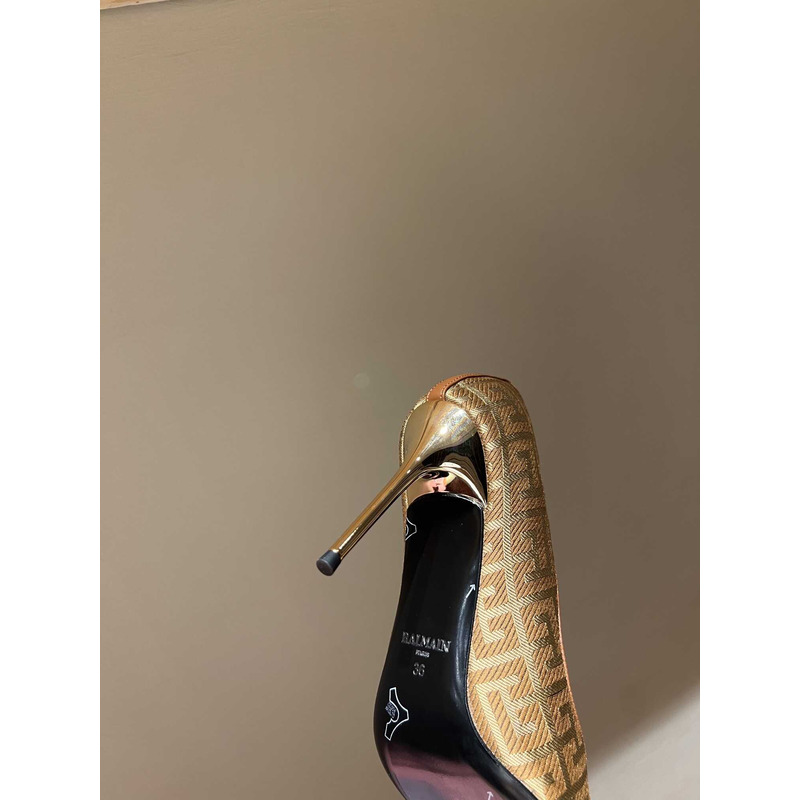 Balmain Logo Monogram Pointed Toe Pumps Gold