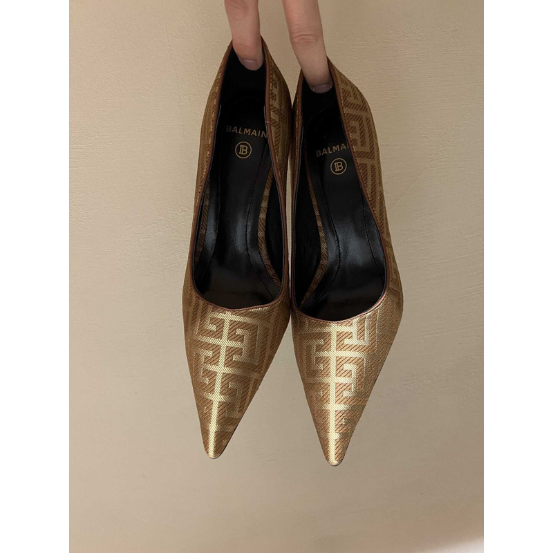 Balmain Logo Monogram Pointed Toe Pumps Gold