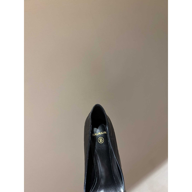 Balmain Logo Monogram Pointed Toe Pumps