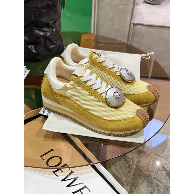 Loewe Sapata Flow Runner Yellow Sneakers