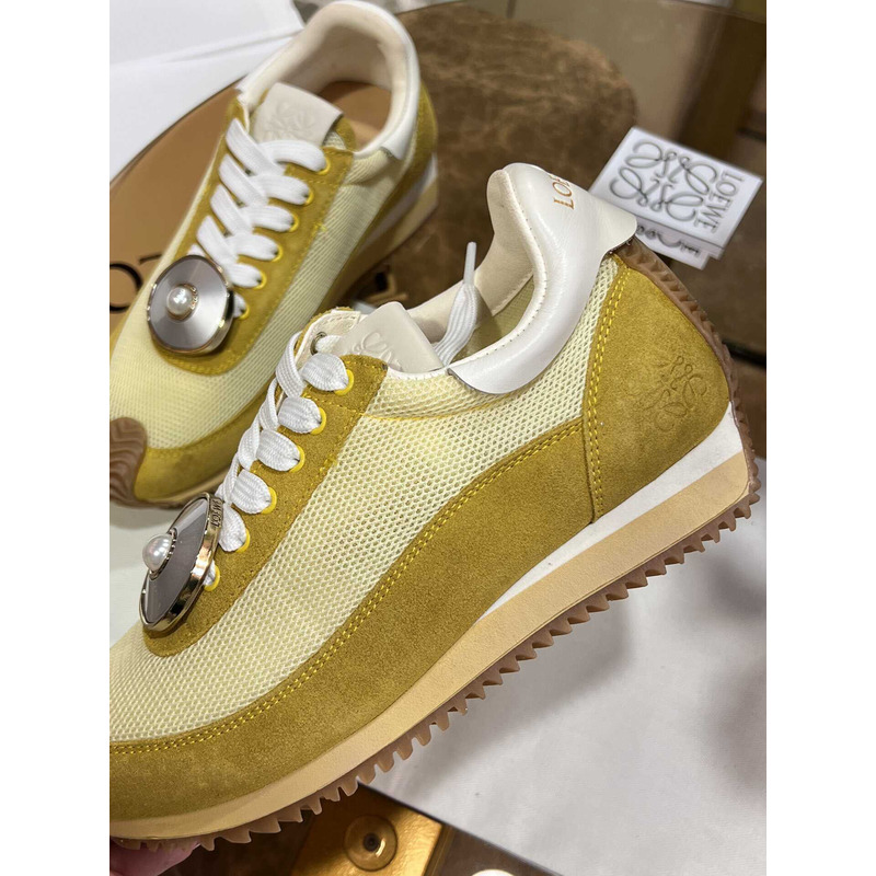 Loewe Sapata Flow Runner Yellow Sneakers