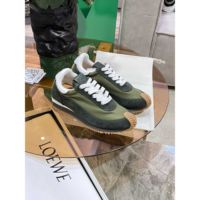 Loewe Sapata Flow Runner Green Sneakers