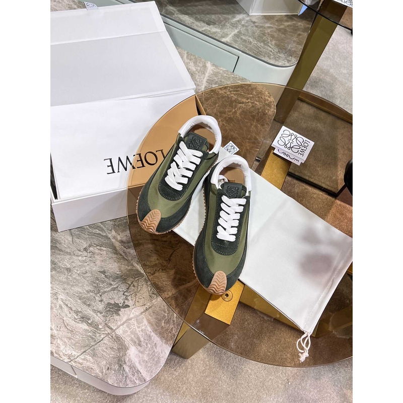 Loewe Sapata Flow Runner Green Sneakers