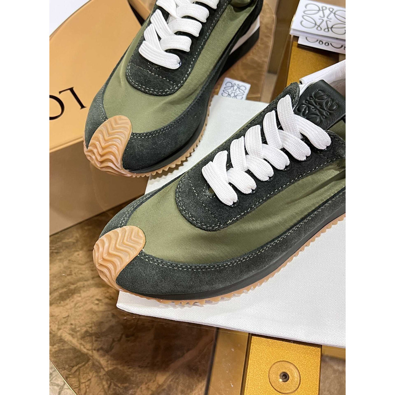 Loewe Sapata Flow Runner Green Sneakers