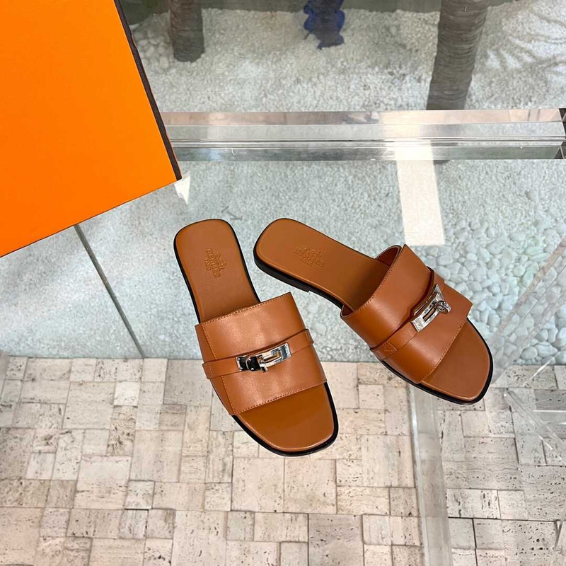 H**mes leather mules camel