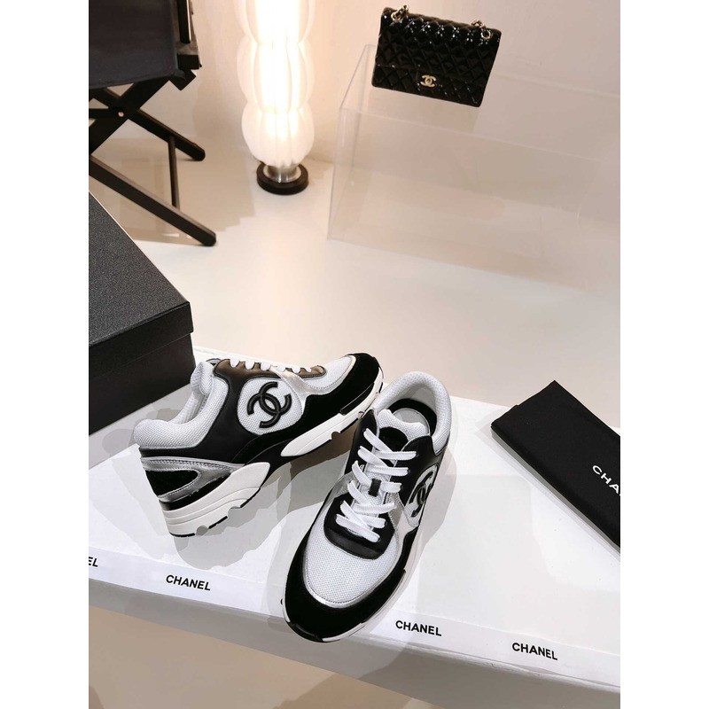 Ch*el Ch*el low top trainer black&white