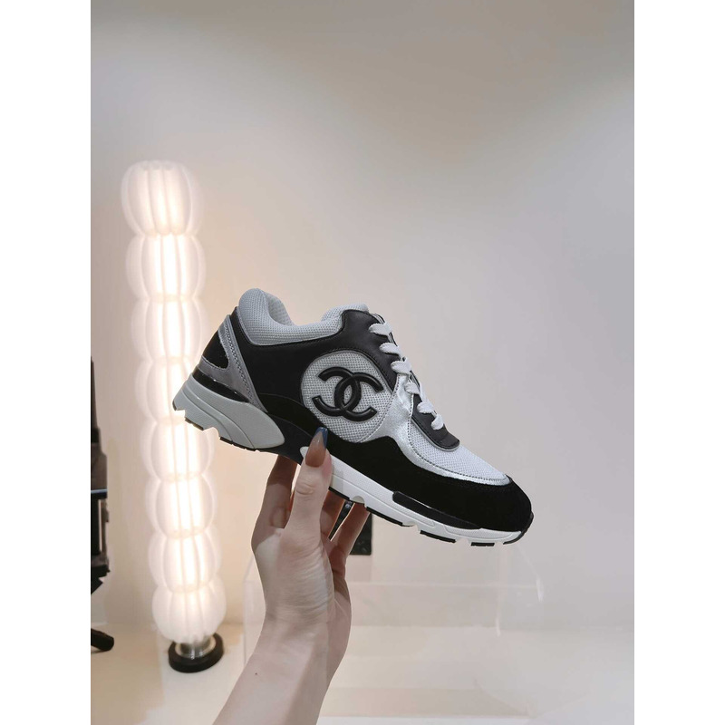 Ch*el Ch*el low top trainer black&white