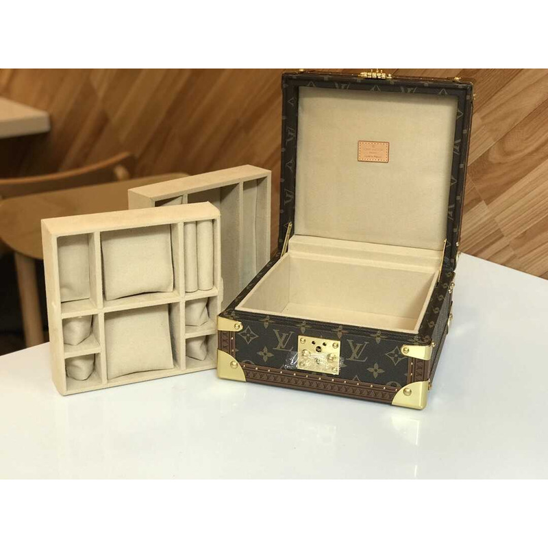 l**is V*t*n coffret tresor jewellery box