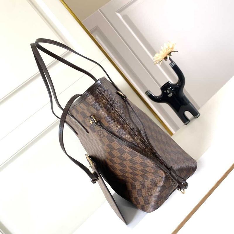 l**is V*t*n neverfull mm damier ebene