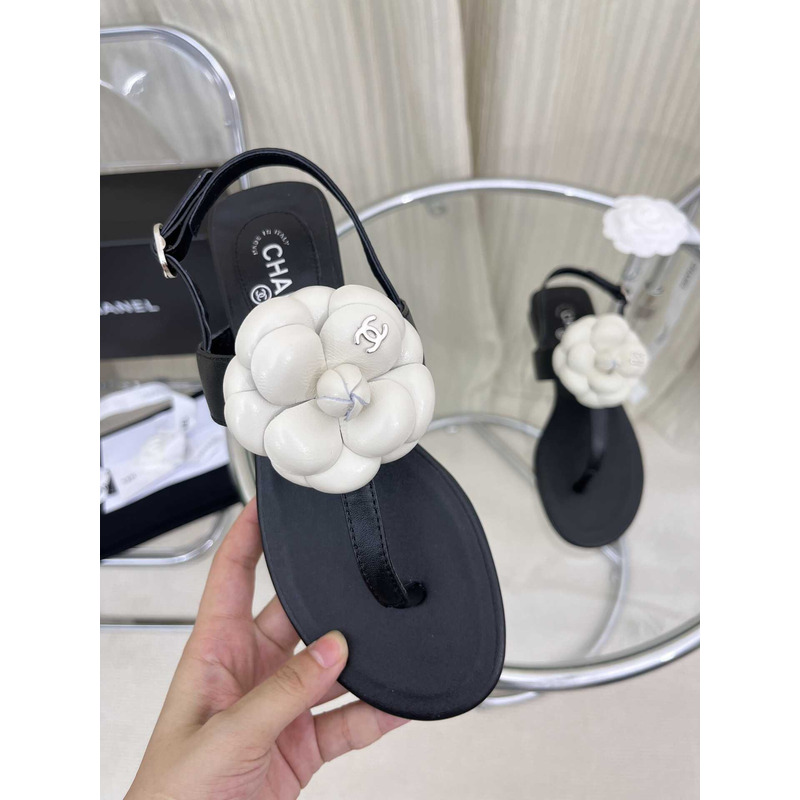 Ch*el white&cream camellia flower jelly sandals black