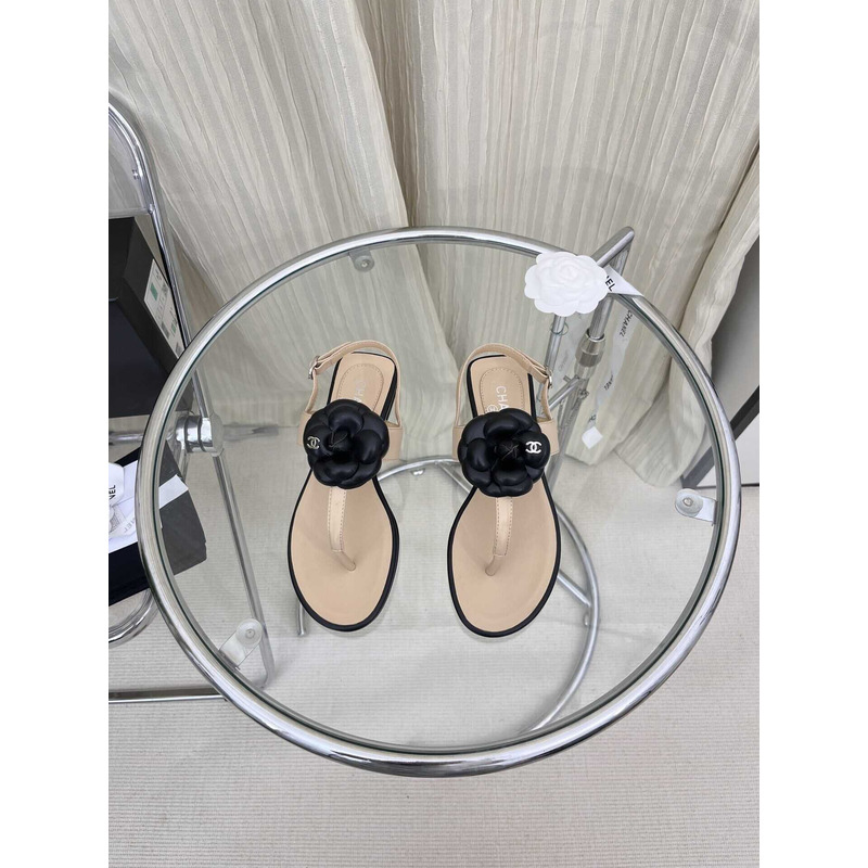 Ch*el black & cream camellia flower jelly sandals beige