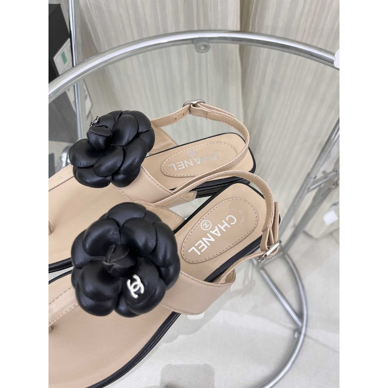 Ch*el black & cream camellia flower jelly sandals beige