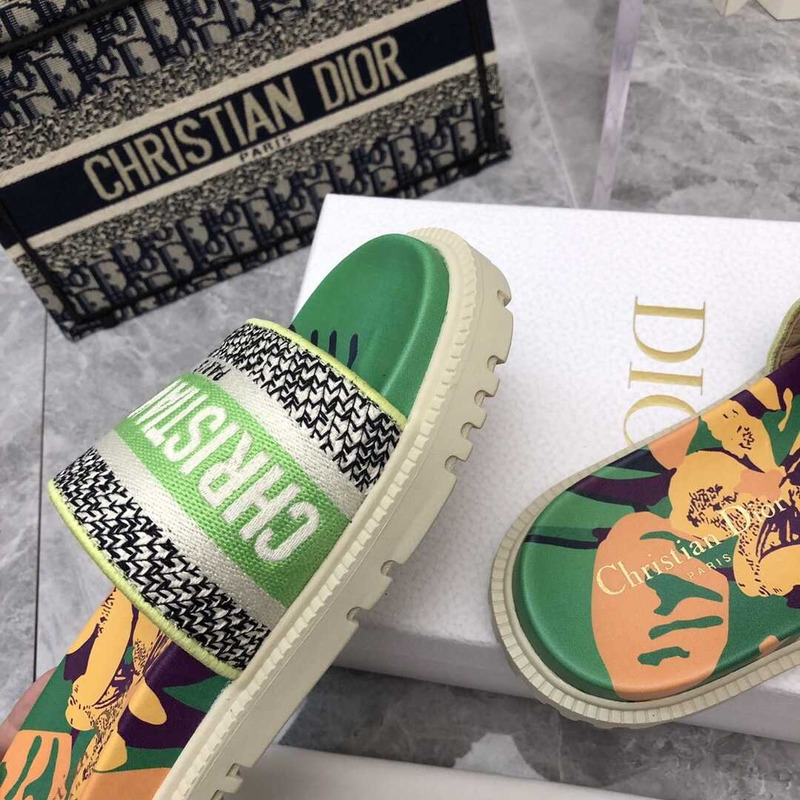 D*or dway slides reverse embroidered cotton green