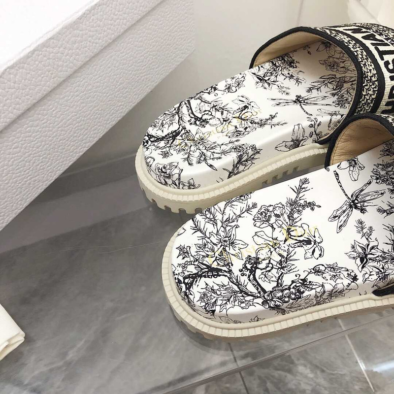 D*or dway slides toile de jouy reverse embroidered cotton white