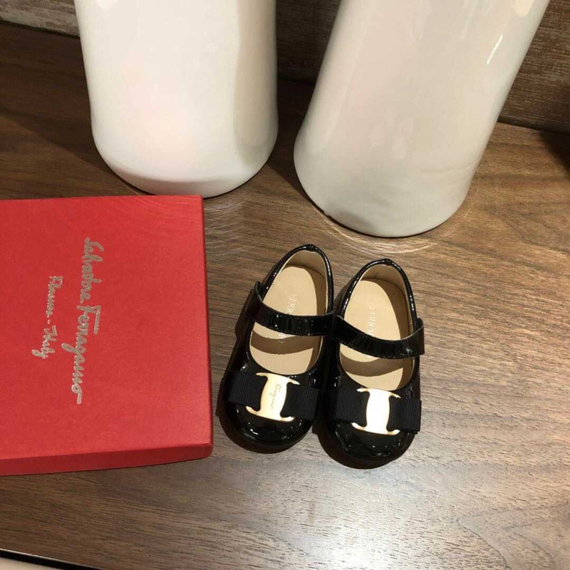 Ferragamo Kids Flat Shoes Black