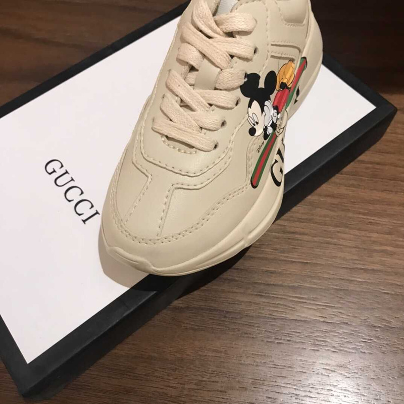 G*u*i  logo x disney kids  sneakers