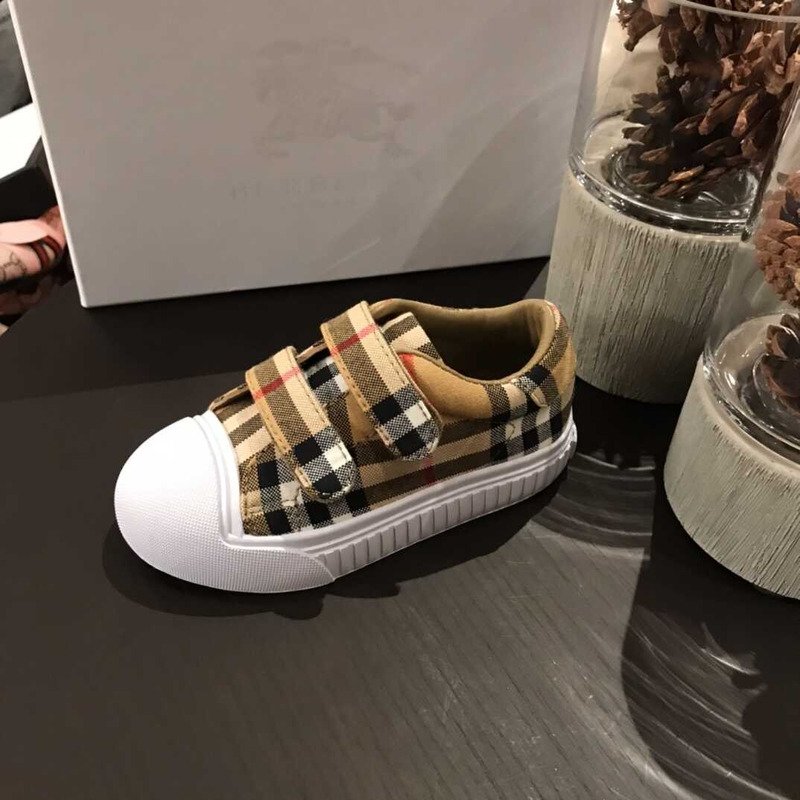 B**rry kids check canvas sneakers