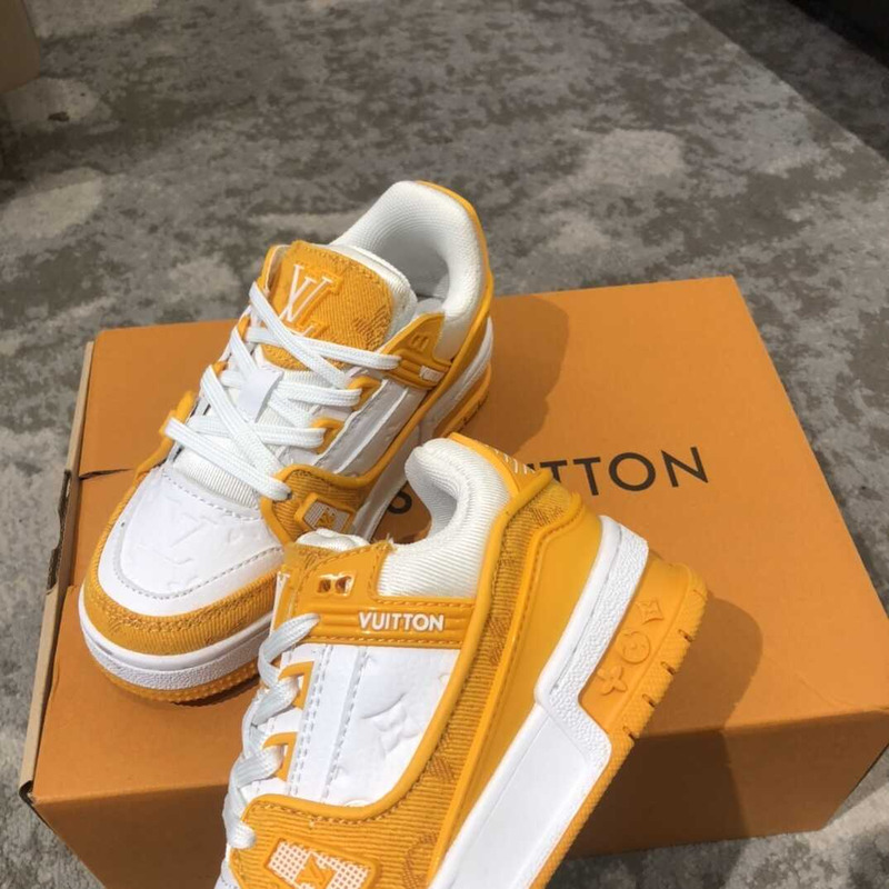 l**is V*t*n kids trainer line sneakers orange