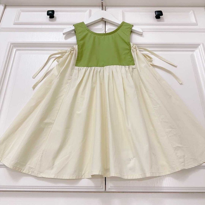 Ch*el kids dress green&beige