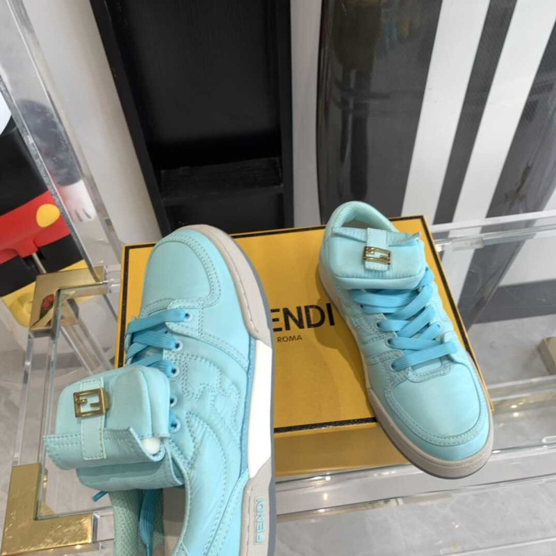 F**di match low-tops sneakers in light blue