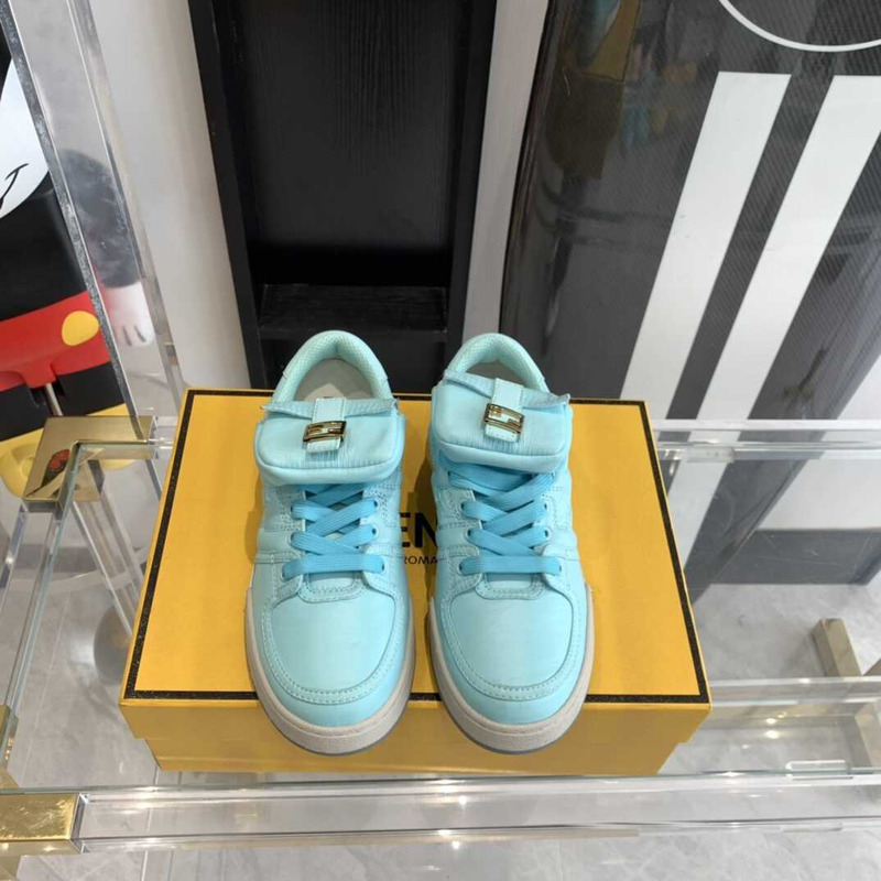 F**di match low-tops sneakers in light blue