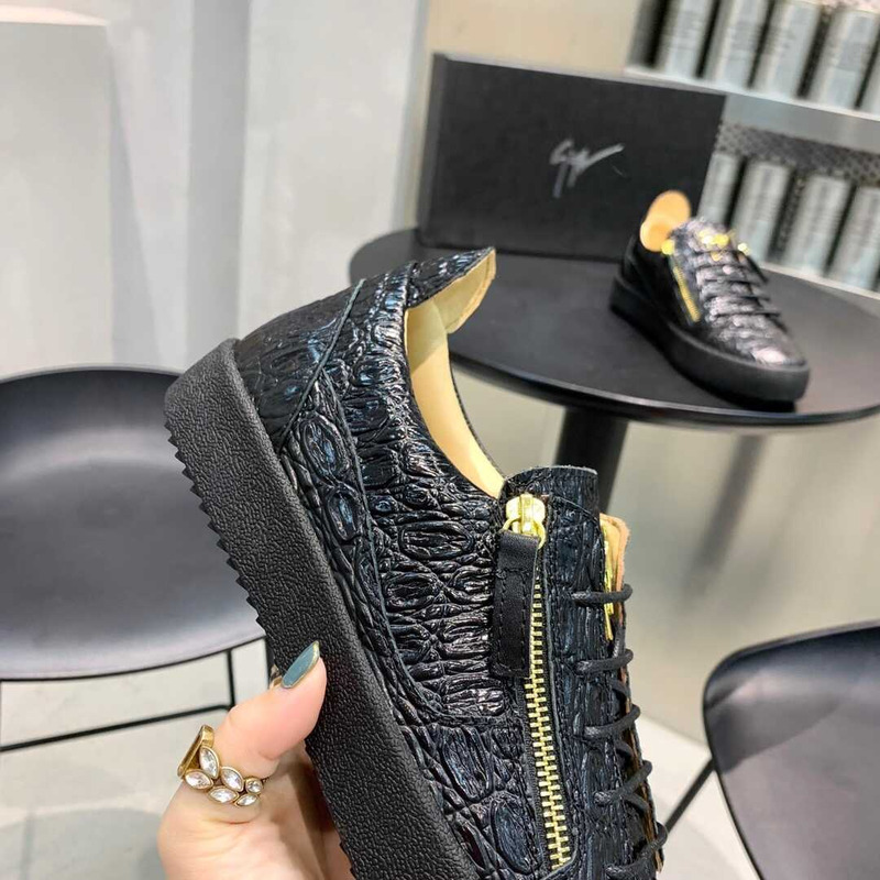 Giuseppe Zanotti Frankie Crocodile Embossed Low-Top Sneakers Black