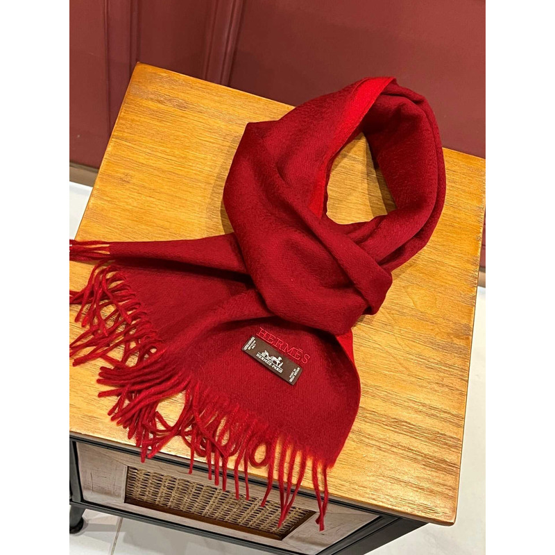 H**mes red scarf