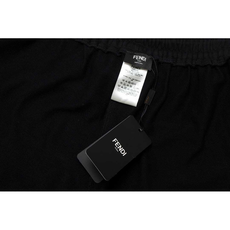 F**di bermuda shorts white plain fabric shorts black