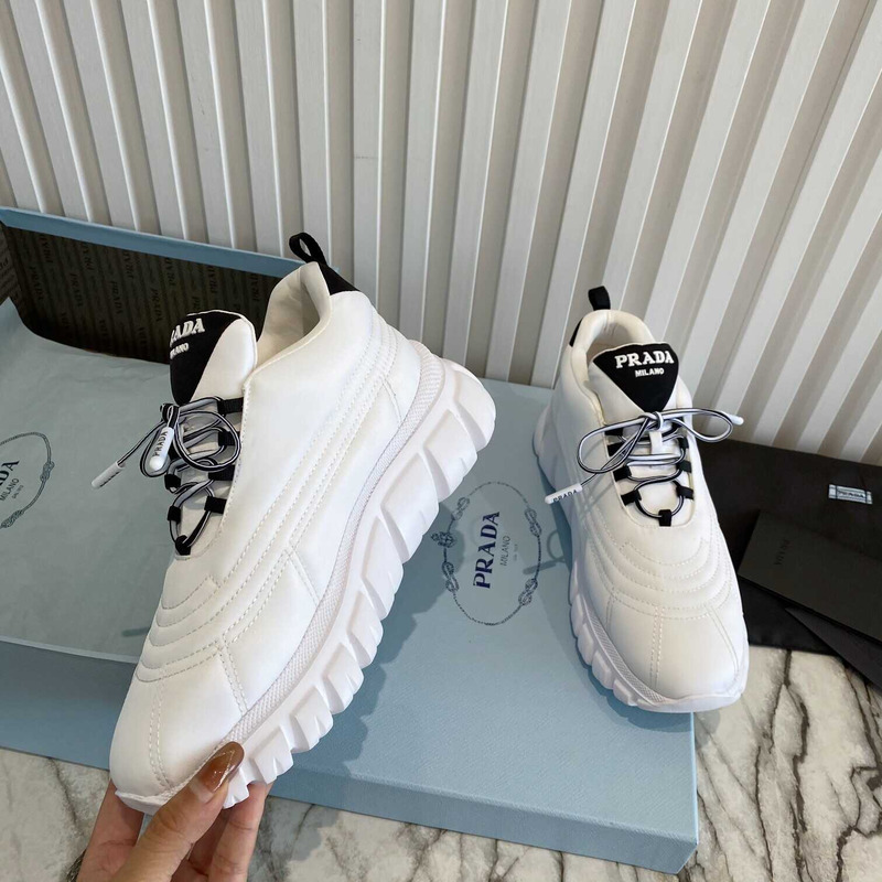 Pra*a lace up platform sneakers white