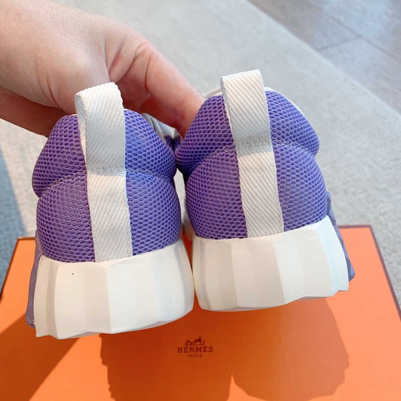 H**mes bouncing sneaker purple