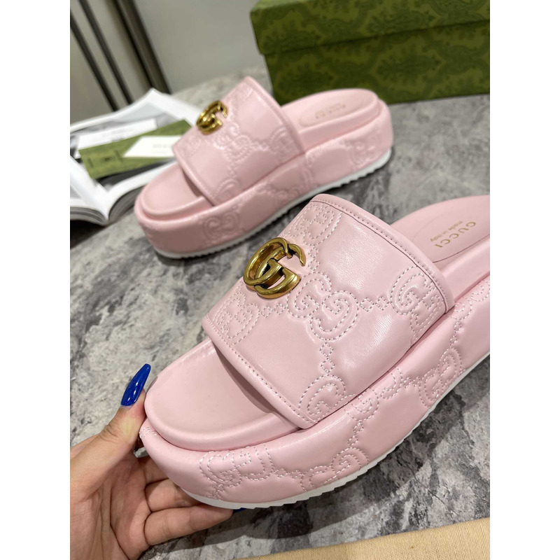 G*u*i platform sandals pink