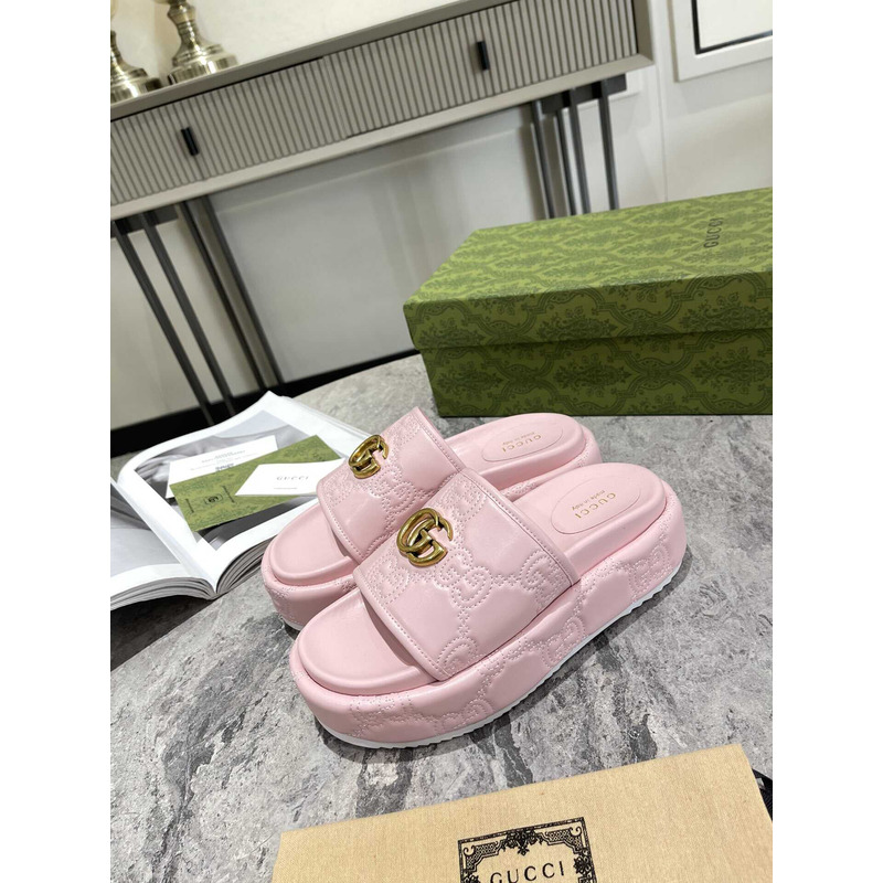 G*u*i platform sandals pink