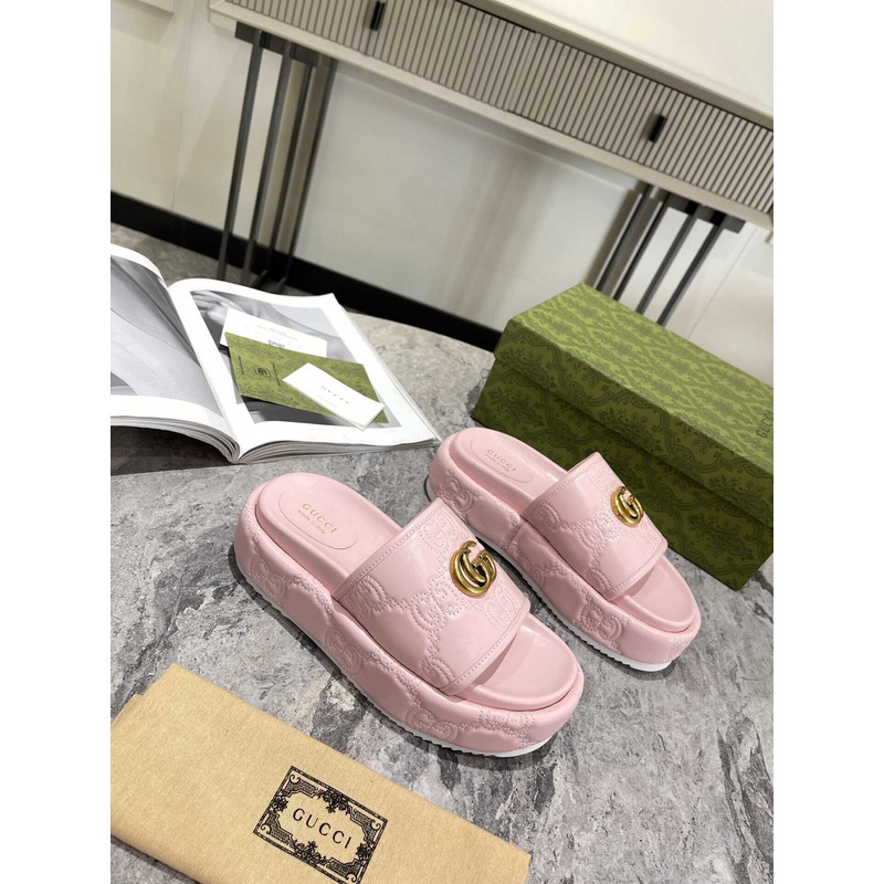 G*u*i platform sandals pink