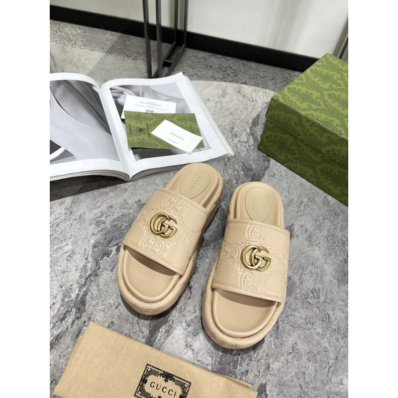 G*u*i platform sandals cream