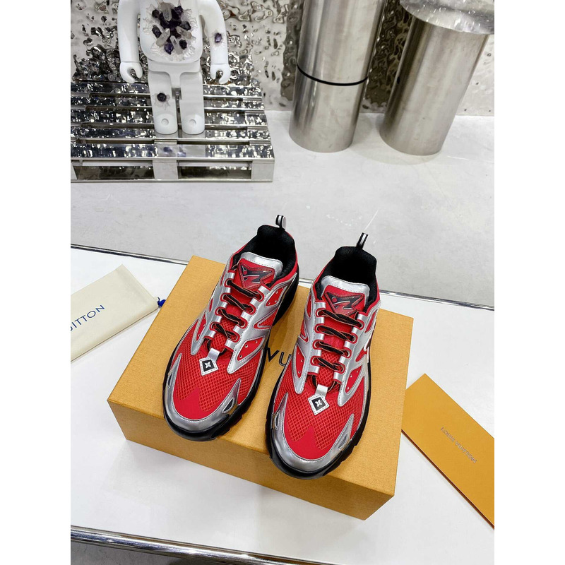 l**is V*t*n runner tatic sneakers red