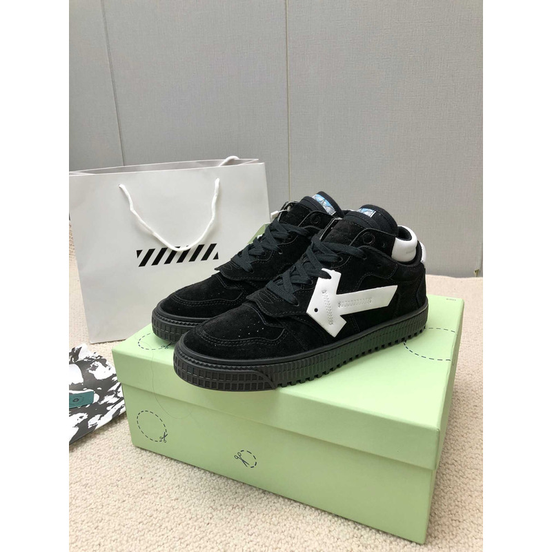 Off White Off Court Low Top Black White