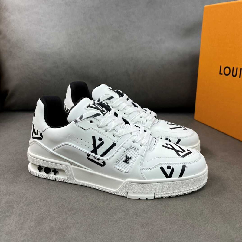 l**is V*t*n trainer sneakers black