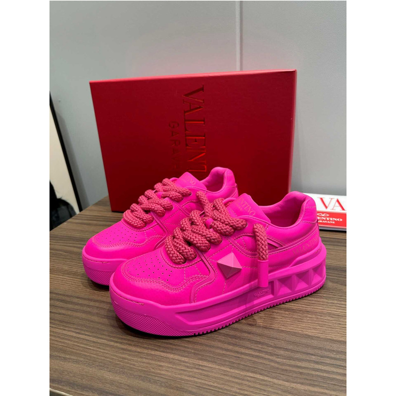 Valentino Garavani Pink One Stud Xl