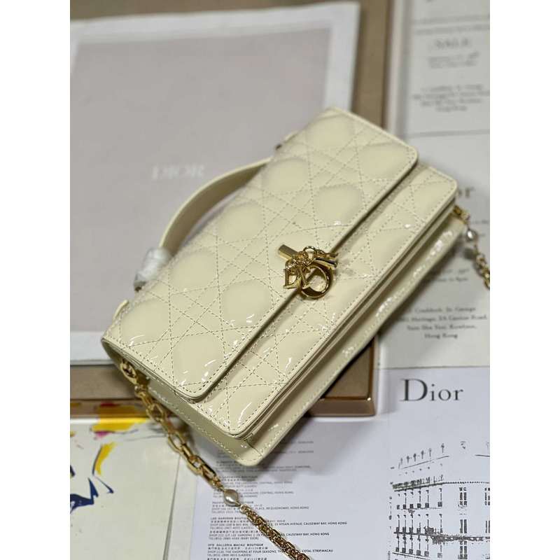 D*or mini miss D*or bag patent leather beige