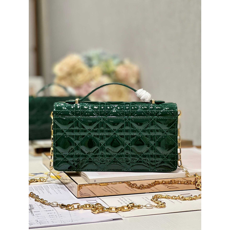 D*or mini miss D*or bag patent leather green