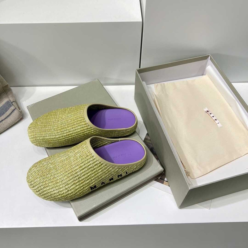 Marni Green Fussbett Sabot Loafers